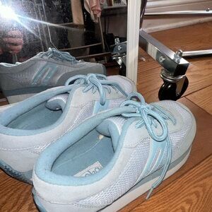 KangaROOS Light Blue Sneakers